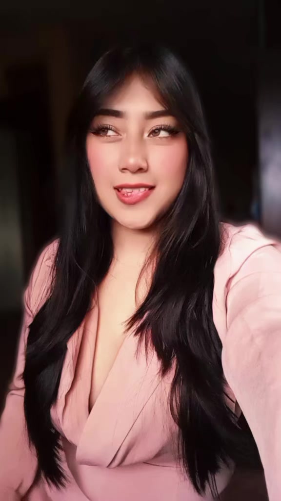 @꧁♡𝐸𝓼𝓽𝓮𝓯𝓪𝓷𝔂♡꧂