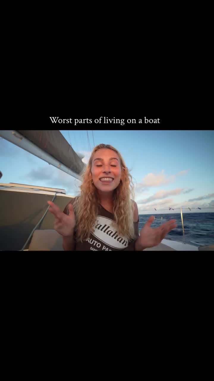 @Hallie Rose | Travel 🌸🌊📷