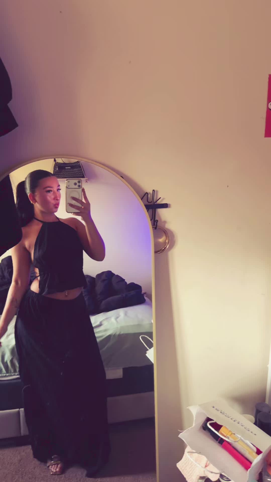 @lily🍒✨💋🍸🖤