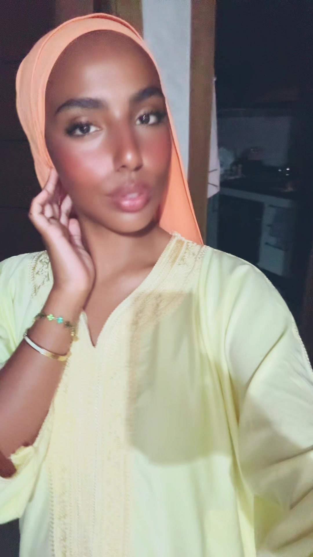 @zahraa.bdf