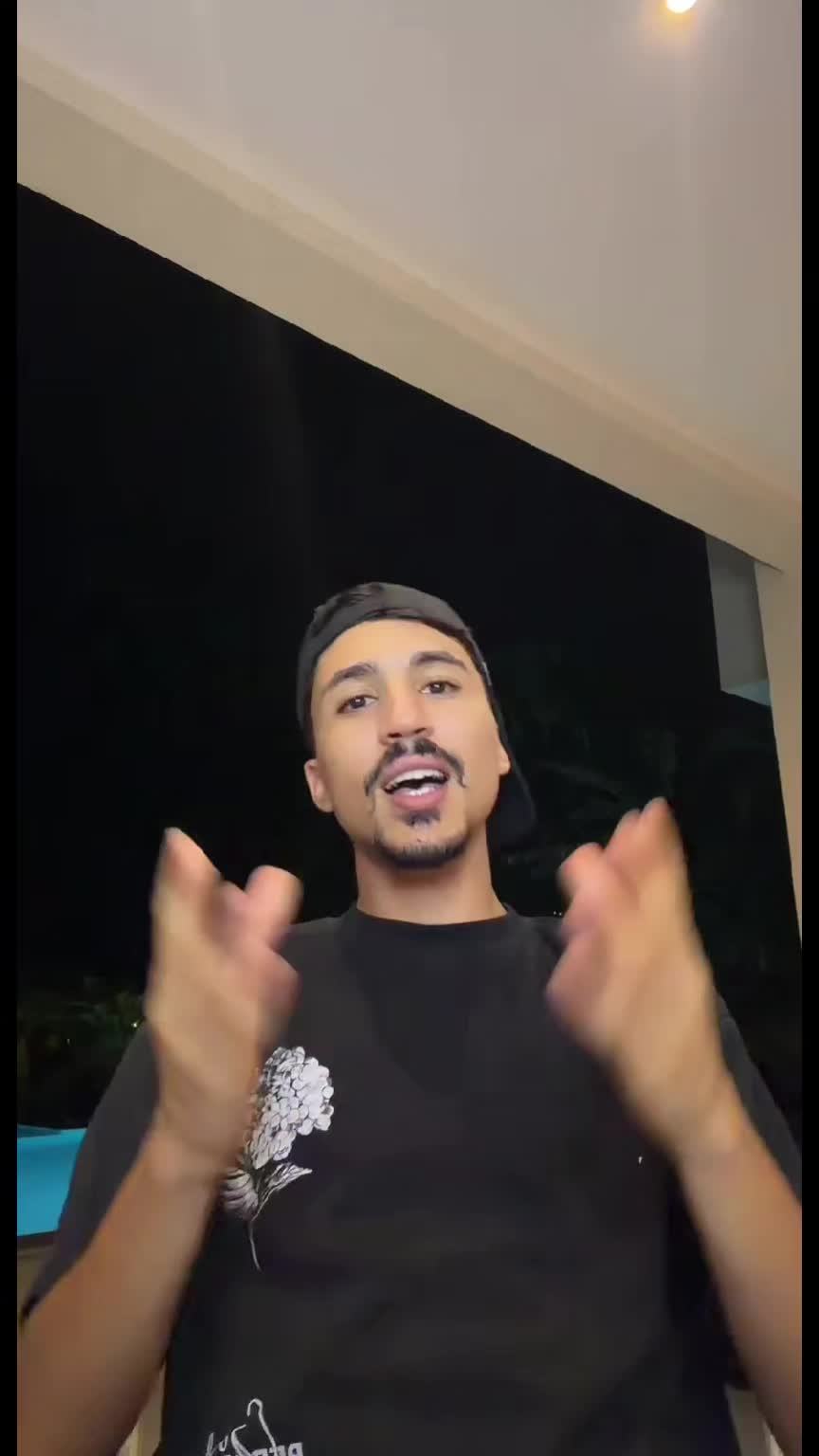 @𝐇𝐚𝐦𝐚 𝐂𝐫𝐞𝐚𝐭𝐢𝐯𝐞 📸⚜️