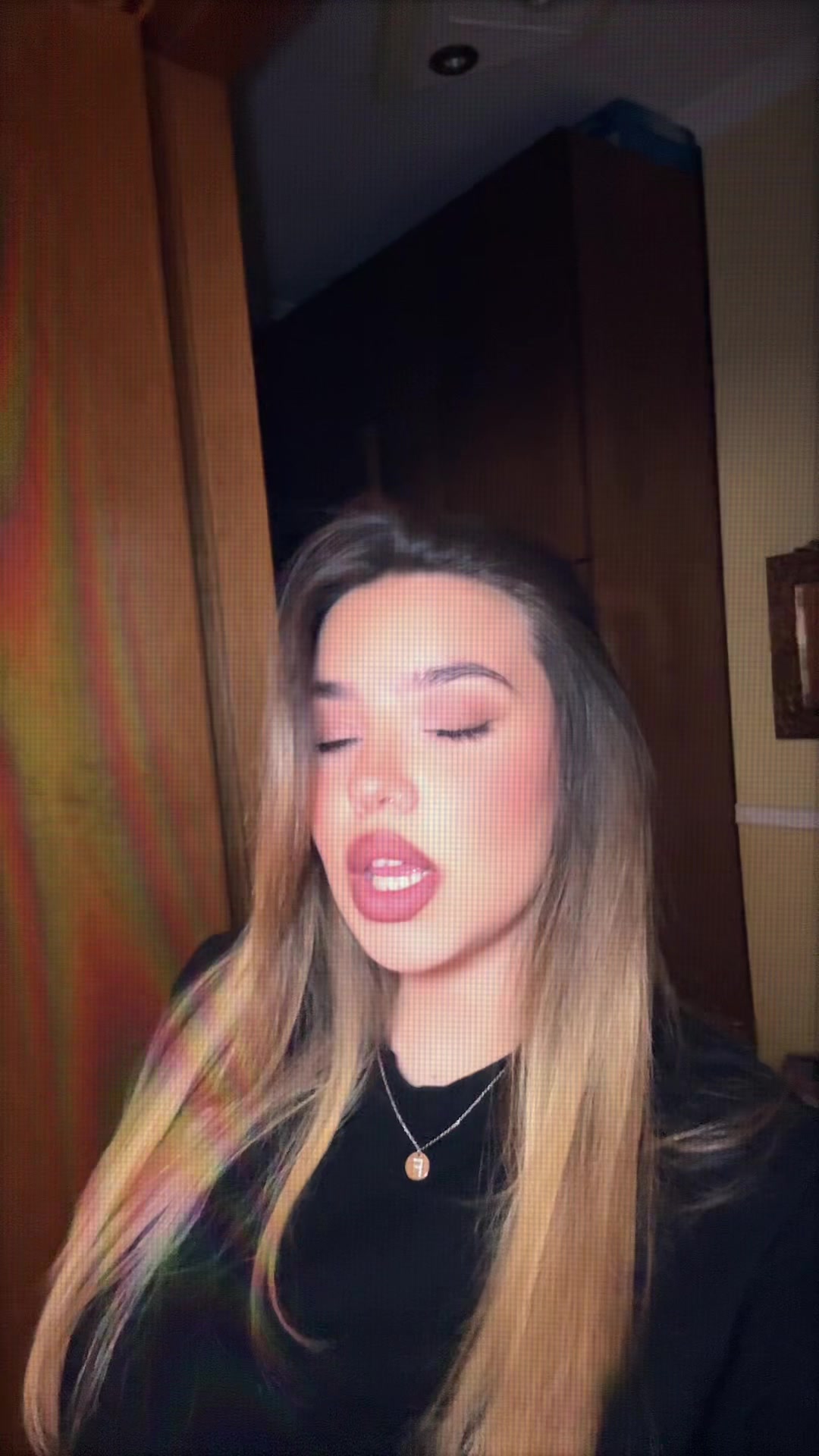 @♡︎𝐌♡︎