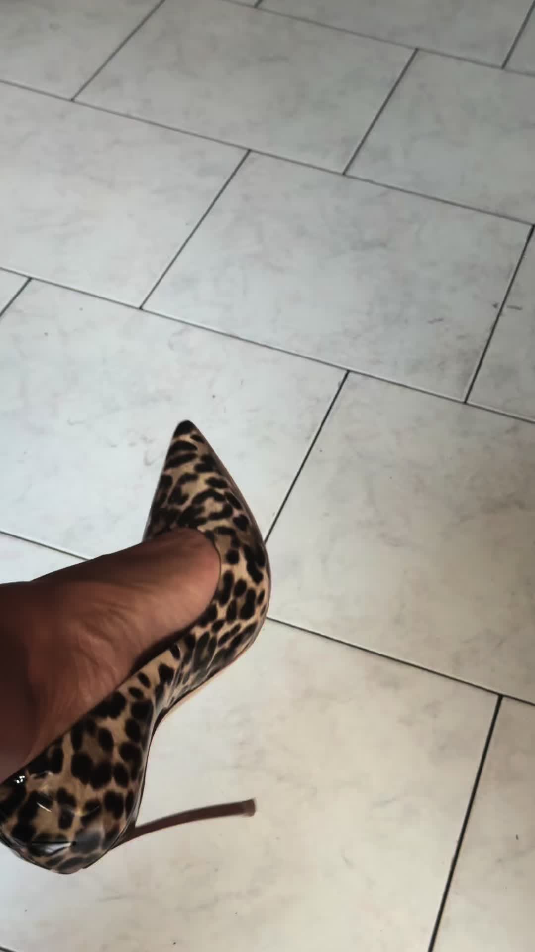 @dominica_woman_strong