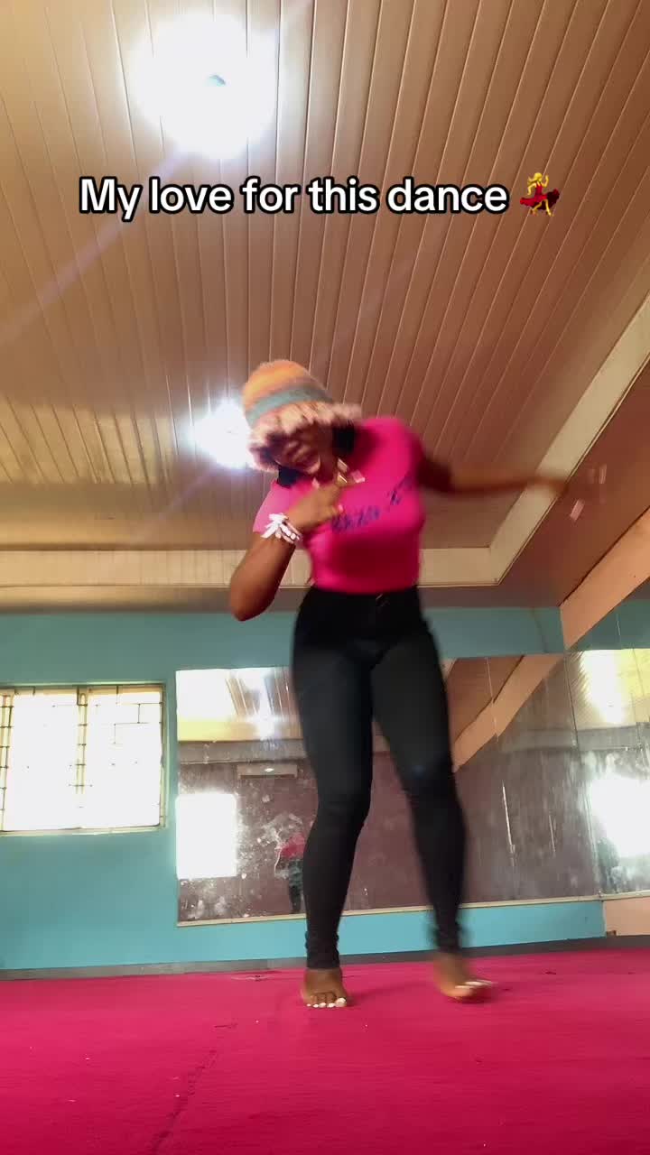 @emiliareign_
