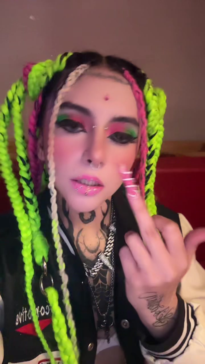 @Kloro