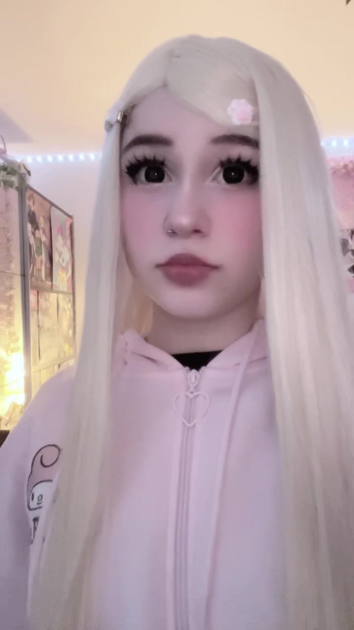 @Bunni 🐾🎀🧁