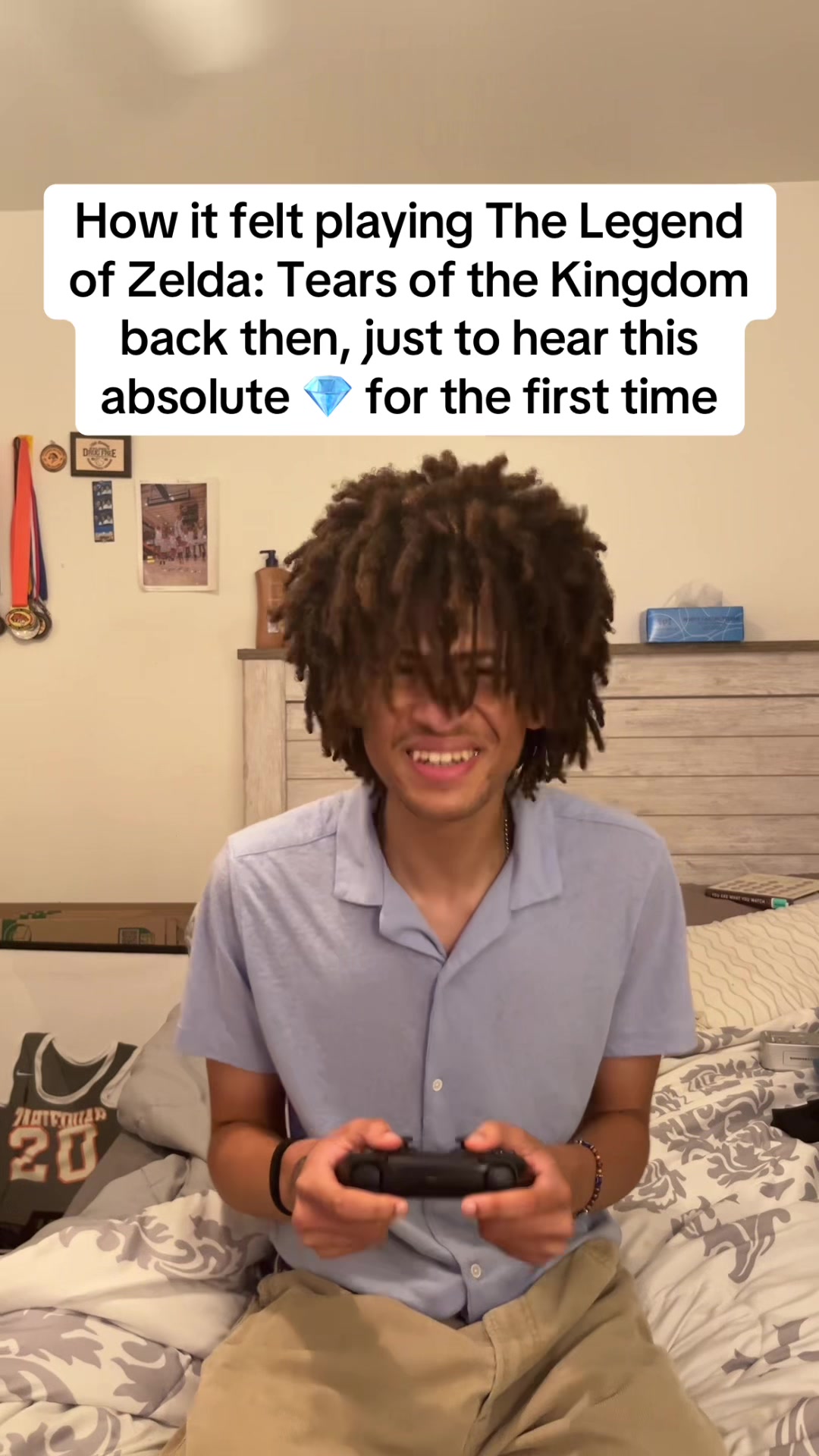 @ITZZ$kovie