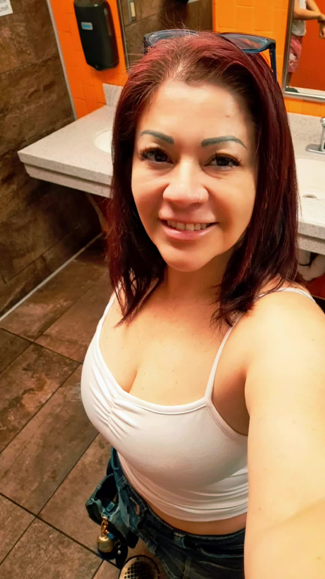 @Elena Lozoria