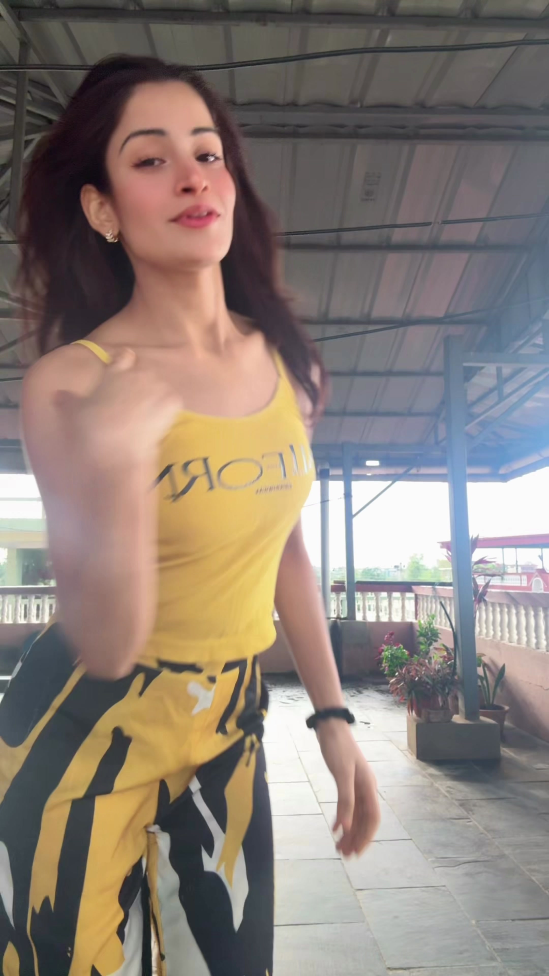 @Miss Neha ⭐🖤⭐