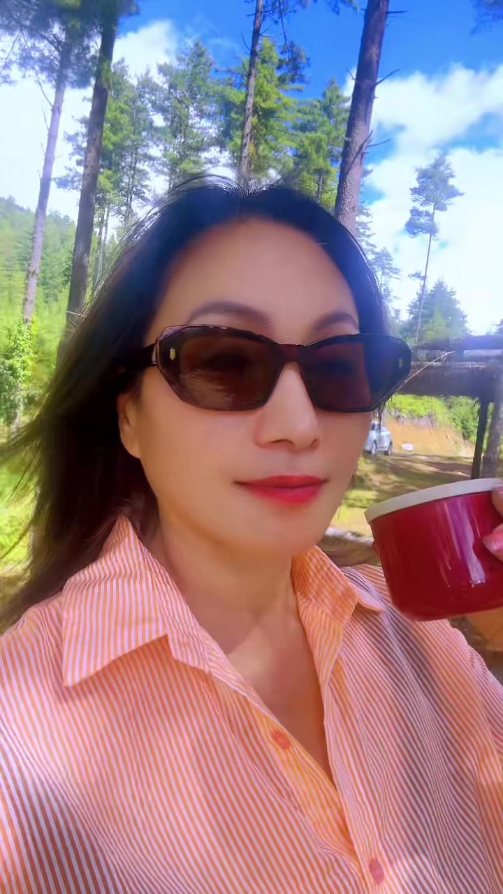 @Dechen Pem