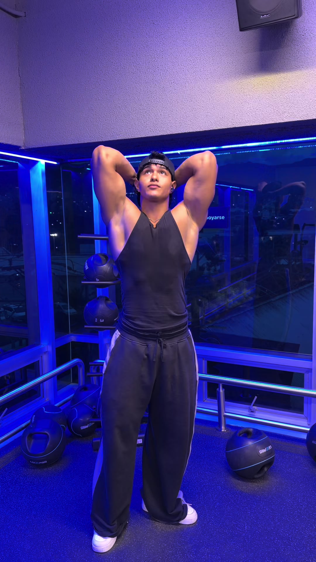 @Julián Arriola