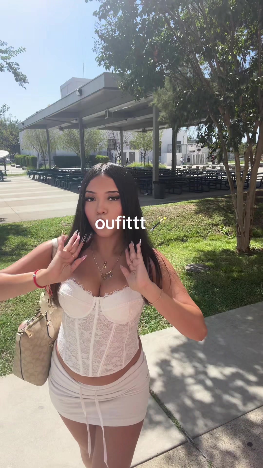 @𝑱 𝑨 𝑳 𝑬 𝒀 𝑵 𝑬