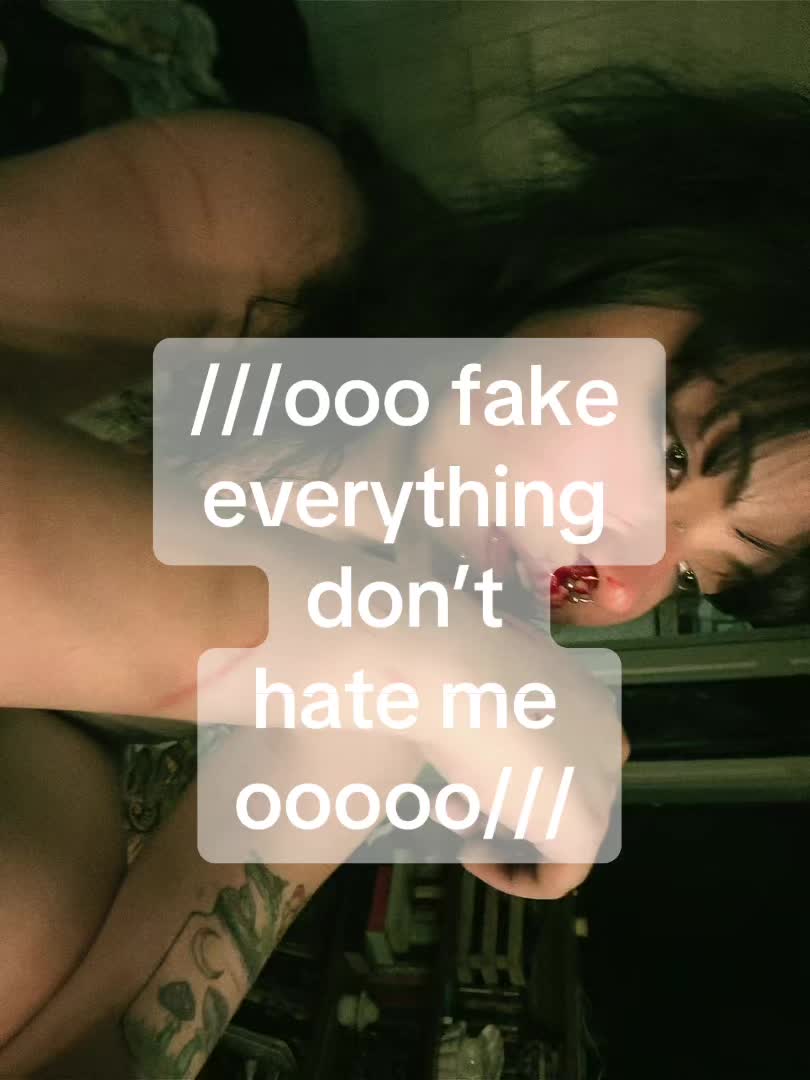 @𓍊𓋼Mogwai𓋼𓍊