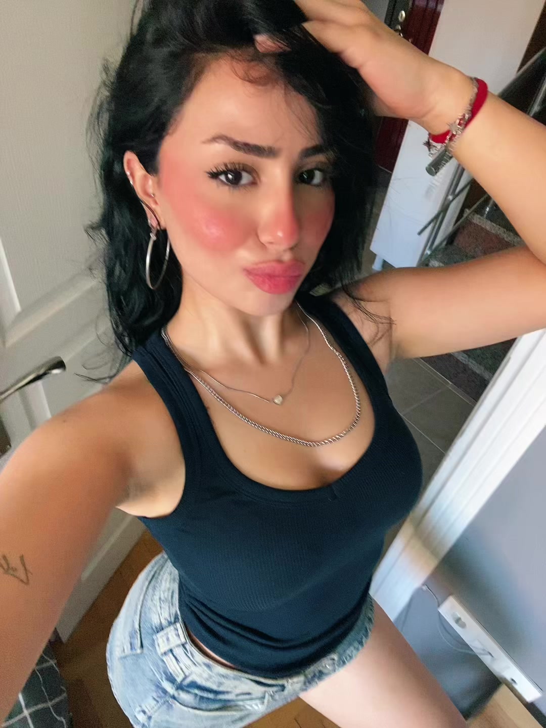 @yarenkabakc