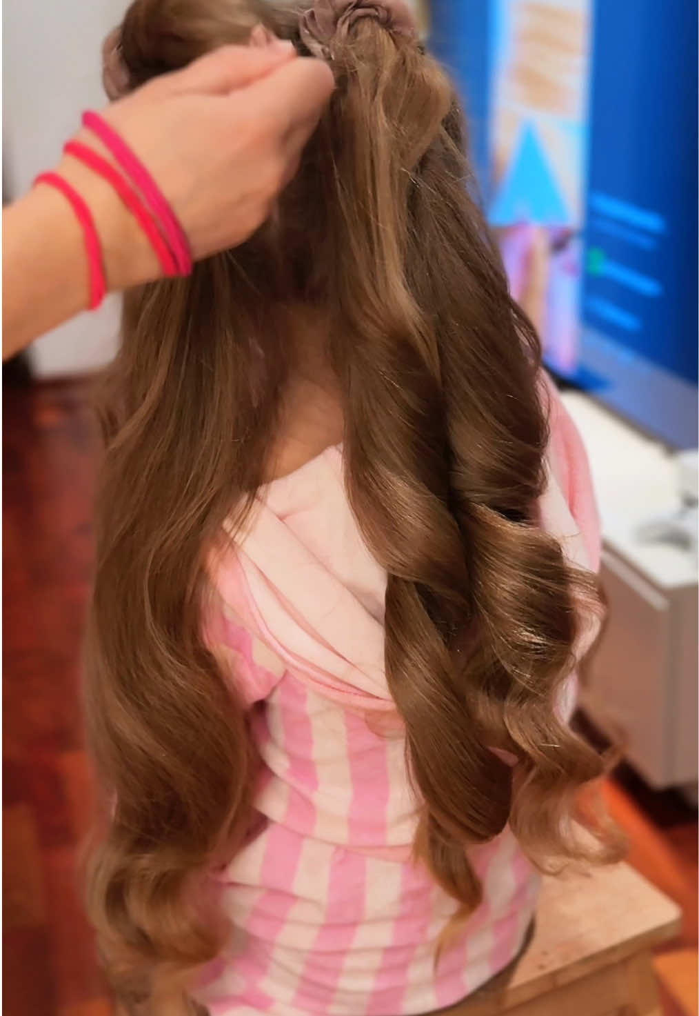 @HAIRSTYLIST