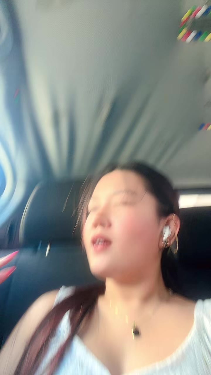 @Susmee Ťmz