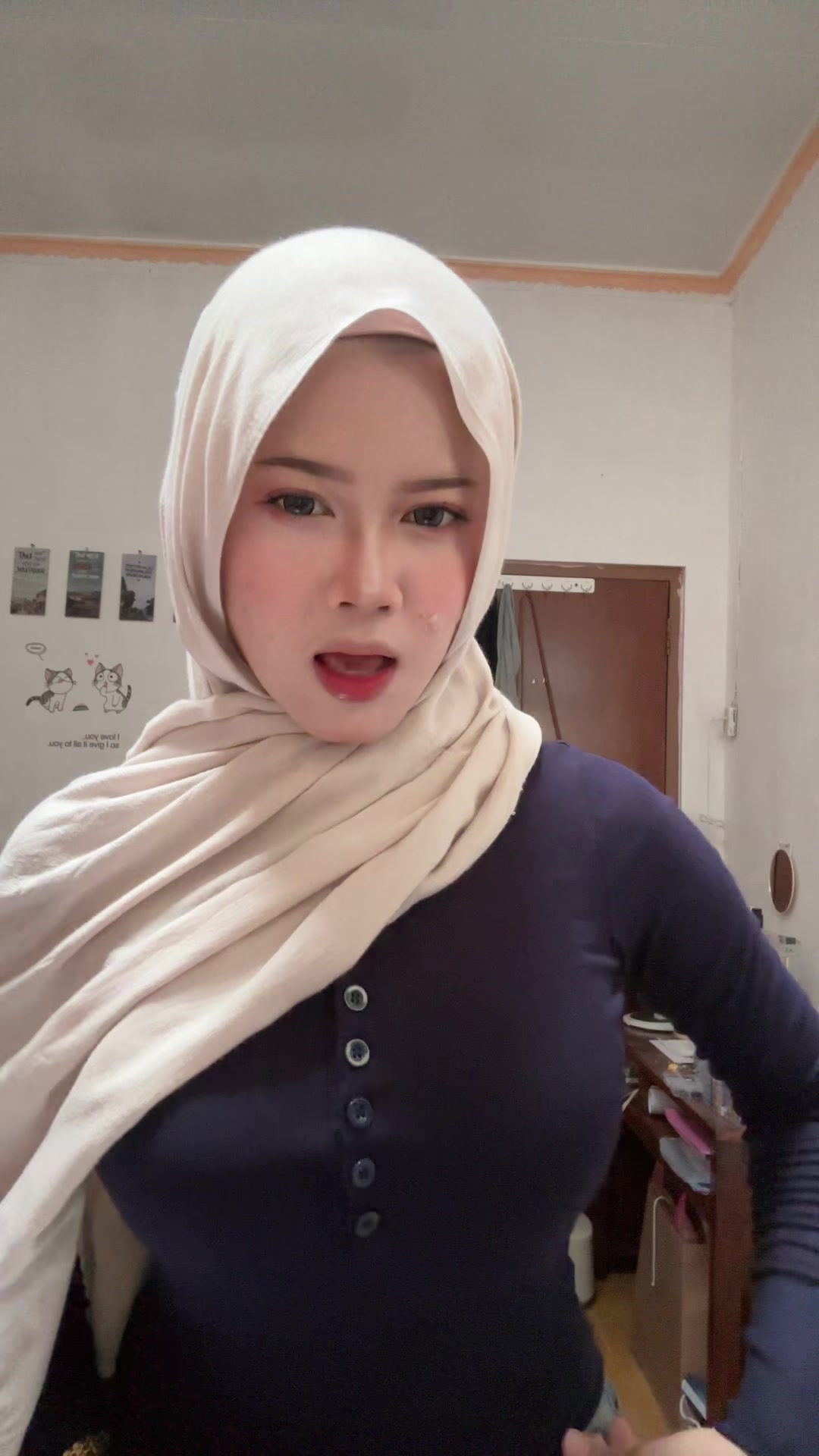 @riaraa_