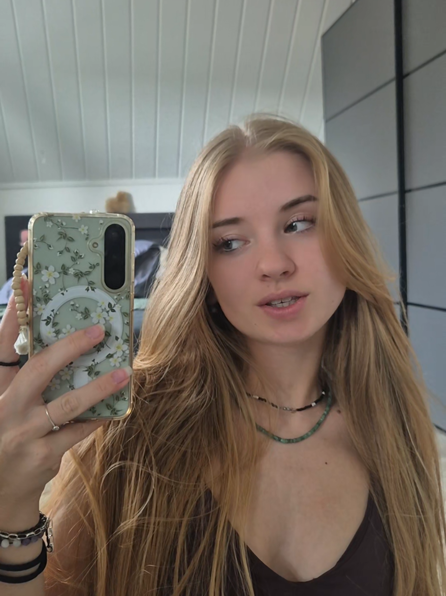 @Xenie🦋