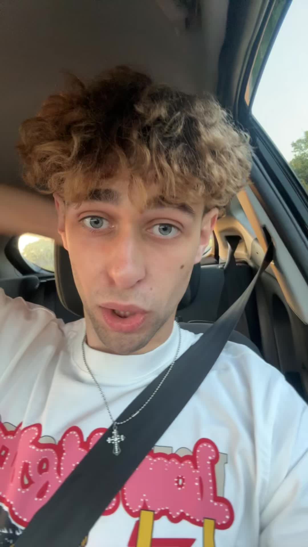 @TwentyoneAufSpotify💞