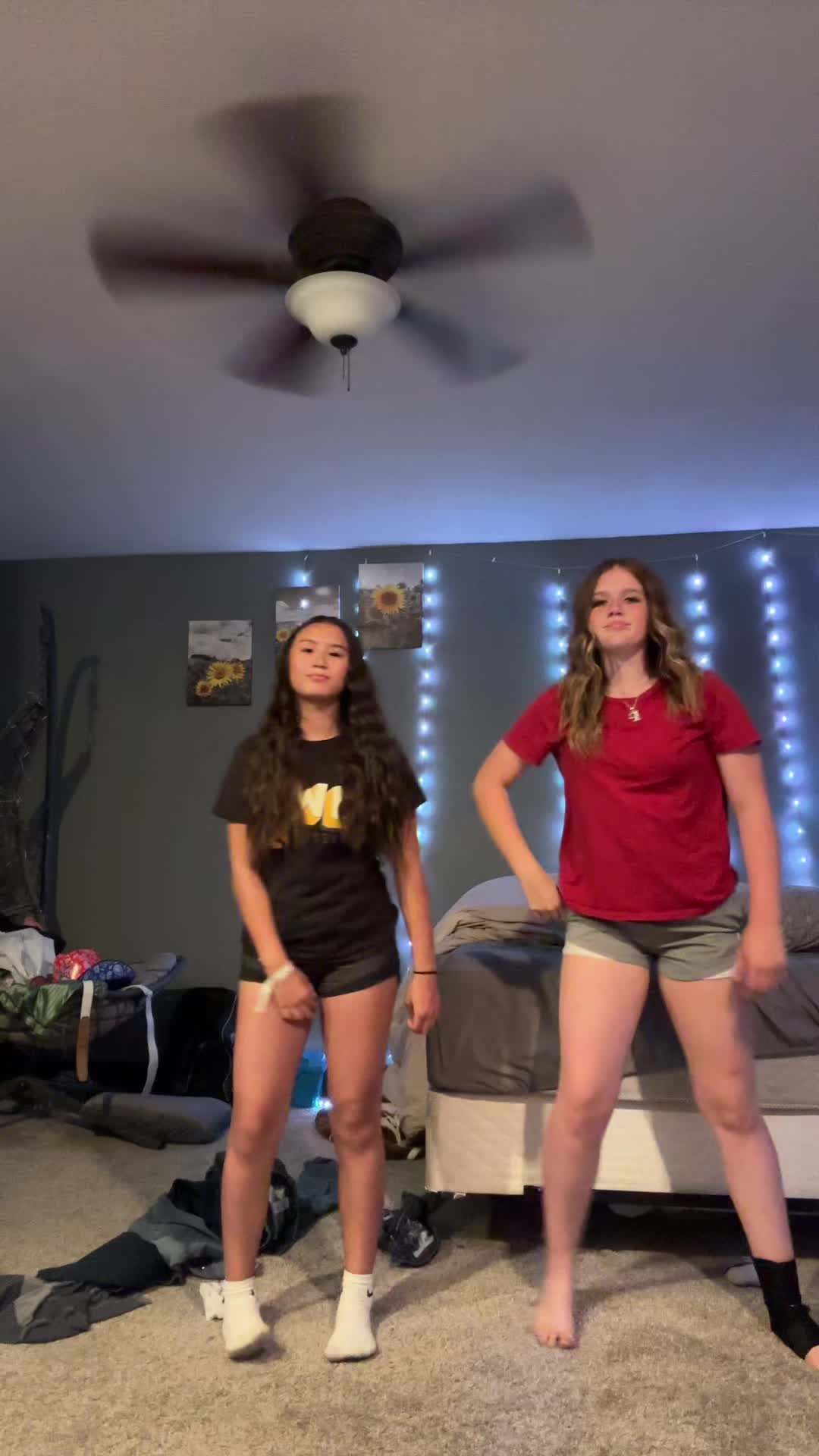 @Totallynotaaliyah