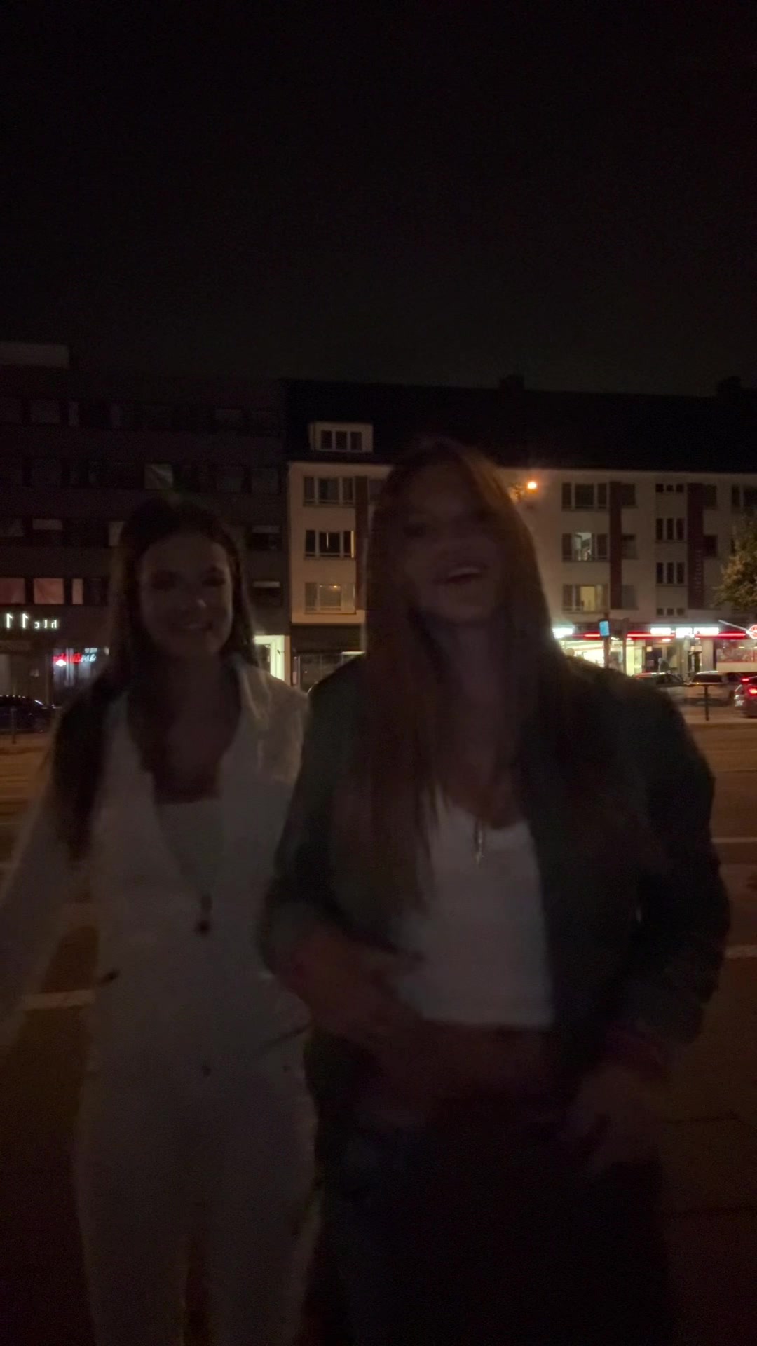 @Ella Luca