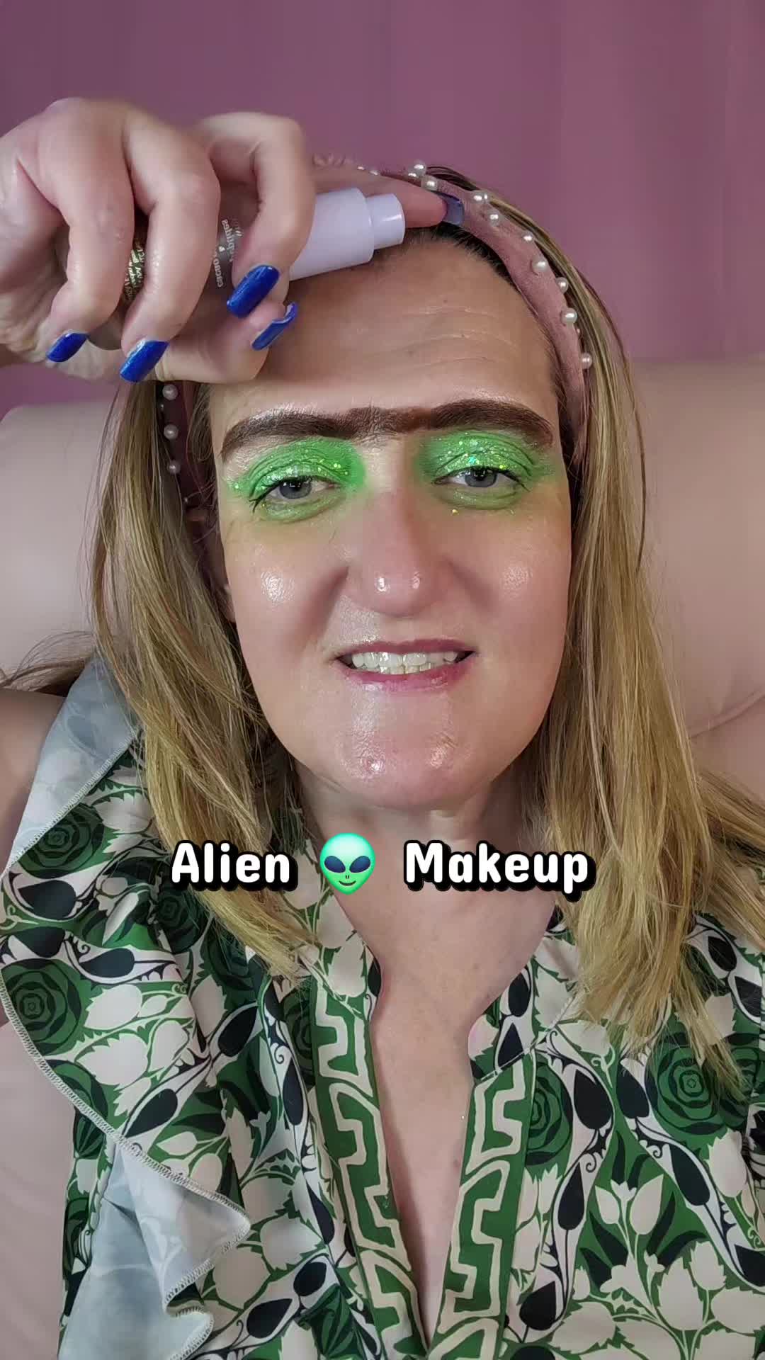 @Charmakeupcorner