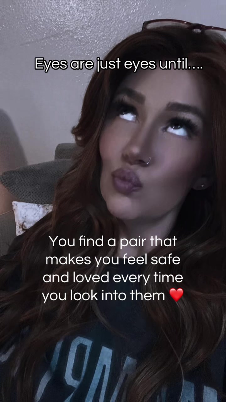 @⚡️𝔼𝕝𝕝𝕚𝕖⚡️