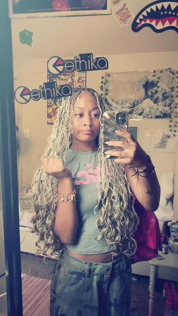 @Anjel💋