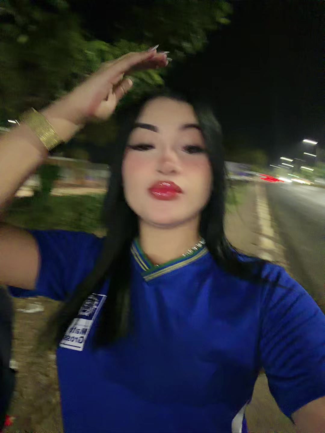 @Manu💋