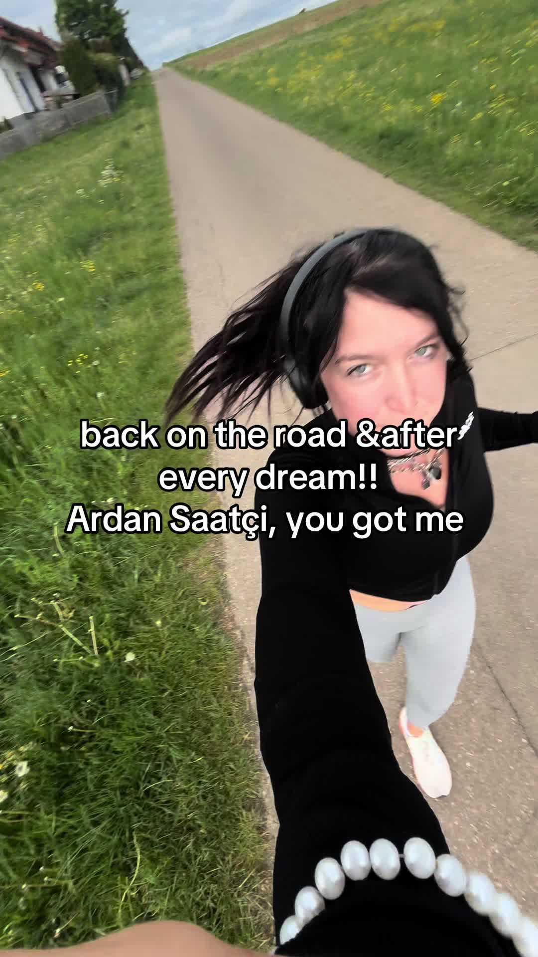 @LYAH NOIR