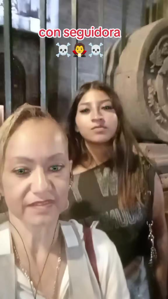 @🧛Paulette Rivera🧛