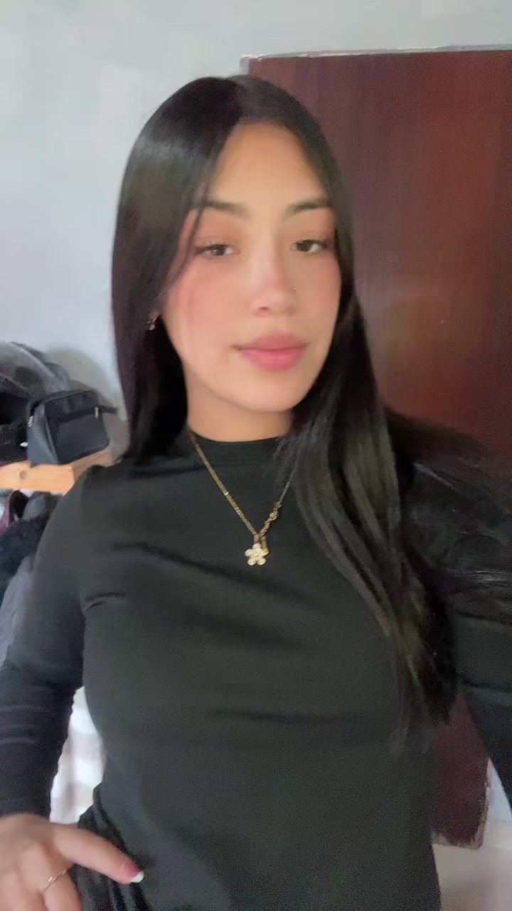 @Mia