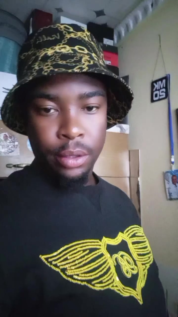 @ndumisomaxndiyaza