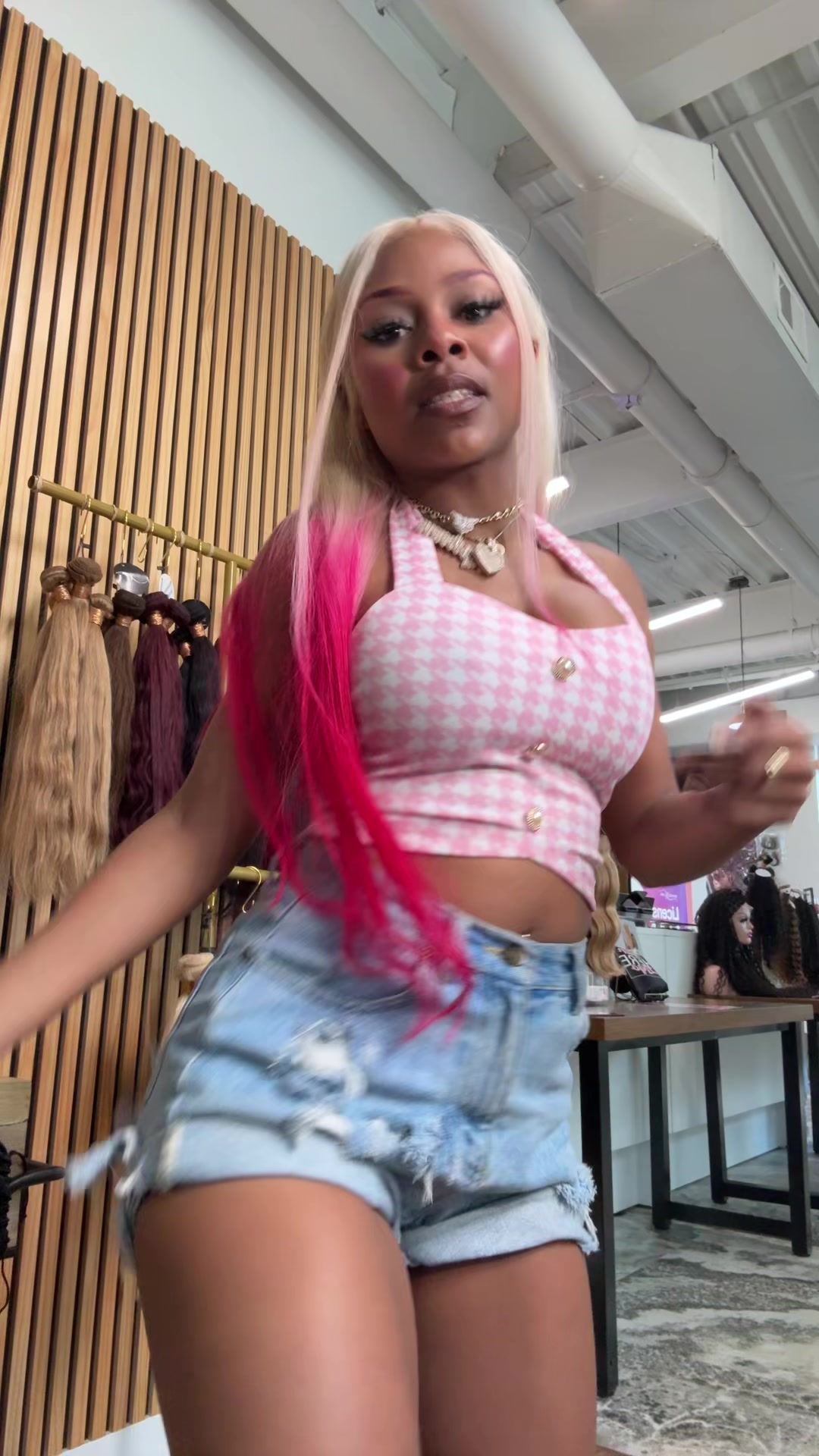 @Lay Luscious