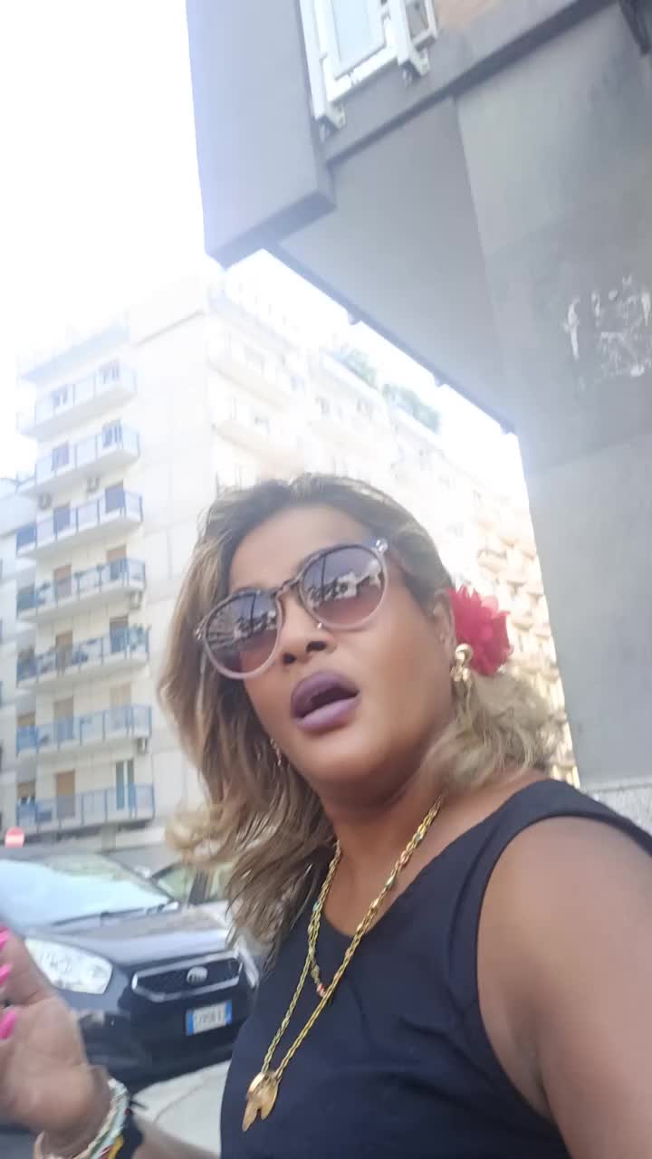 @Julie...💋💋❤