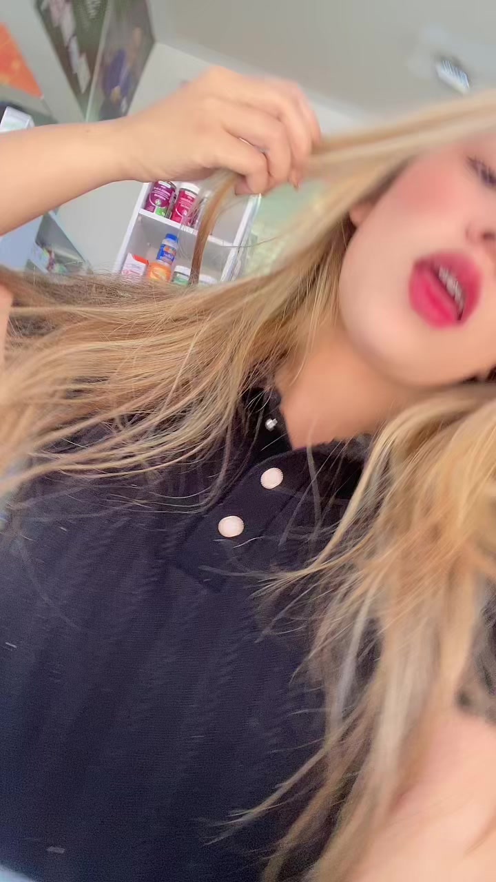 @𝒮ℴ𝒻𝒾𝒶 𝒫ℯ𝓇ℯ𝒾𝓇𝒶