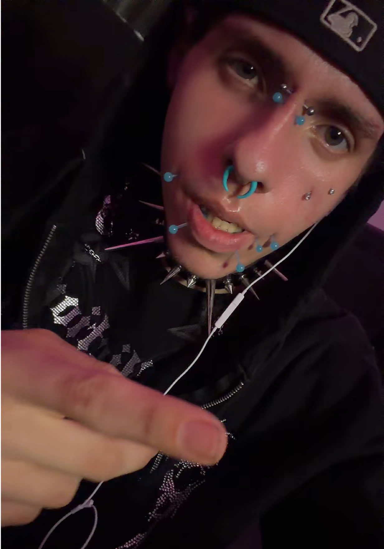 @Delululicious_