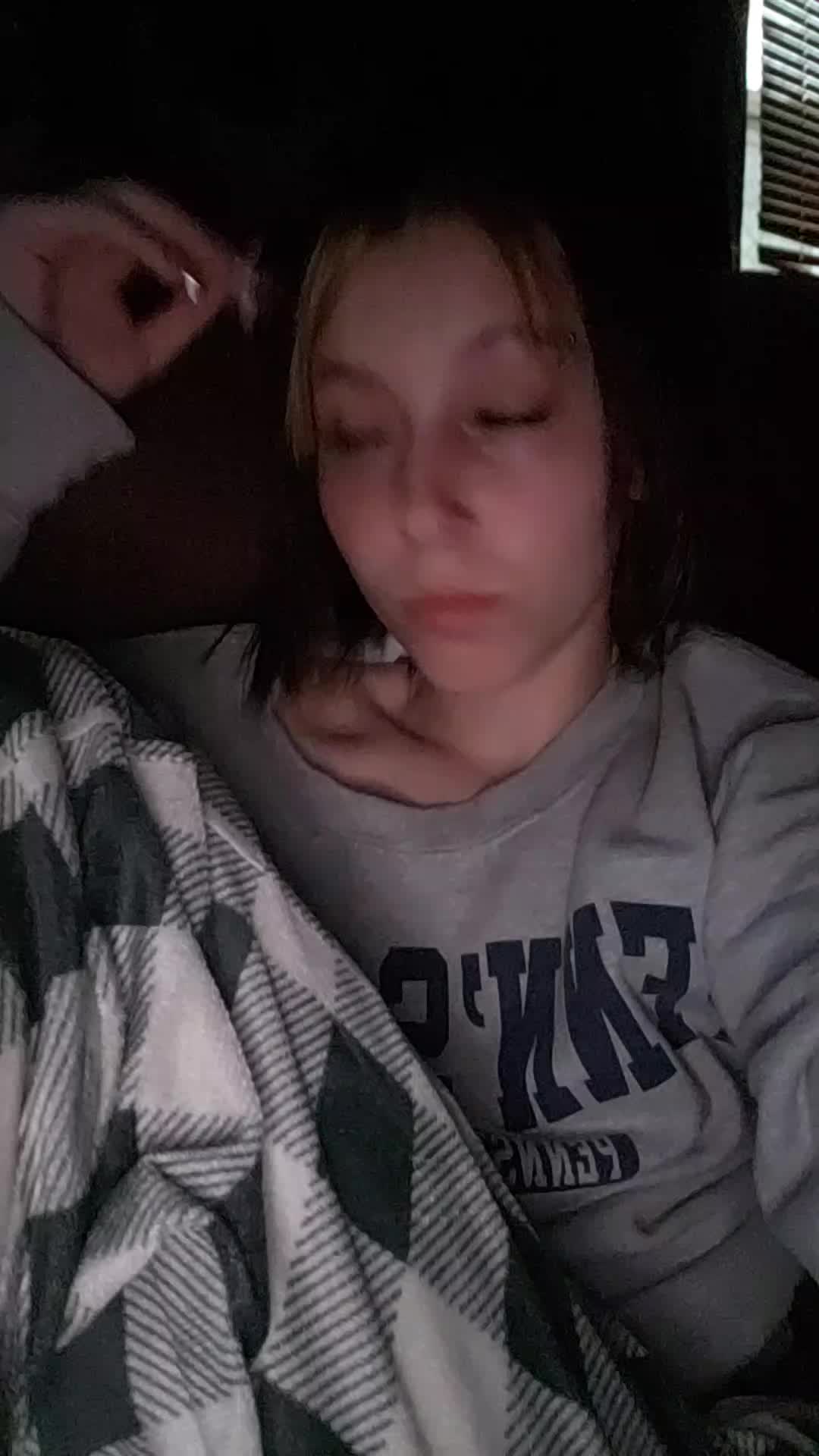 @ari.