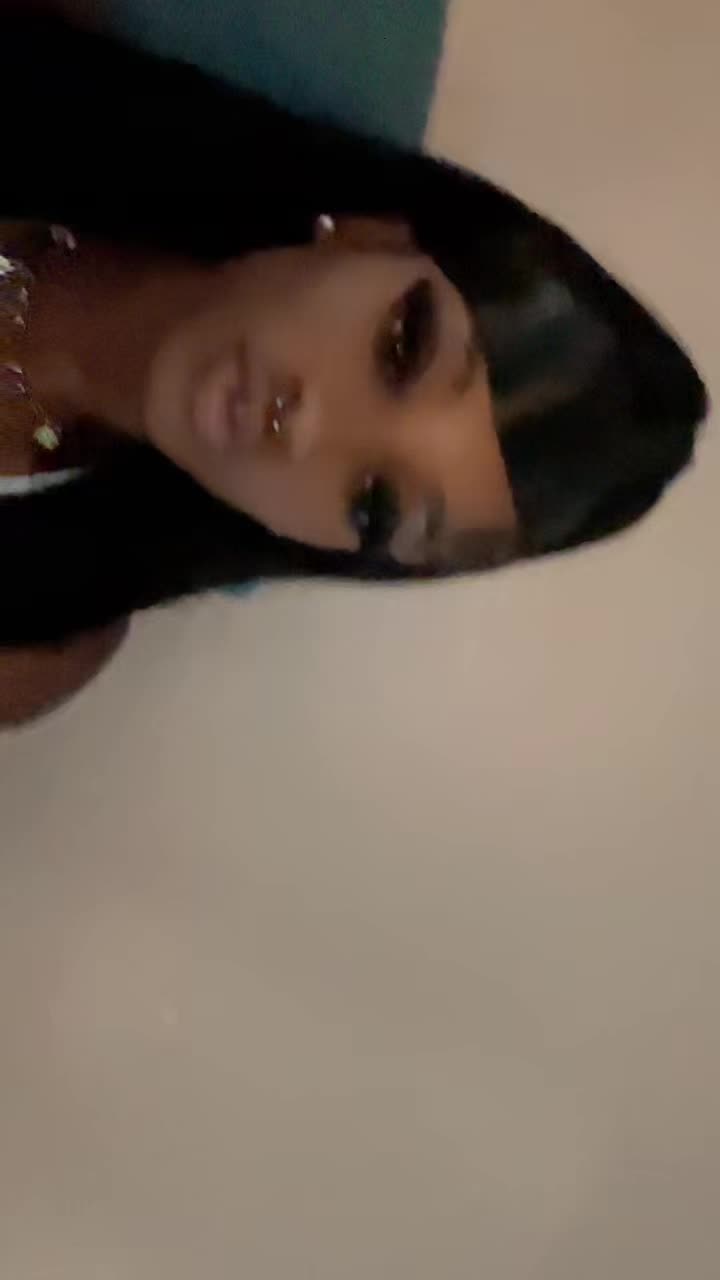 @Kam🫧!