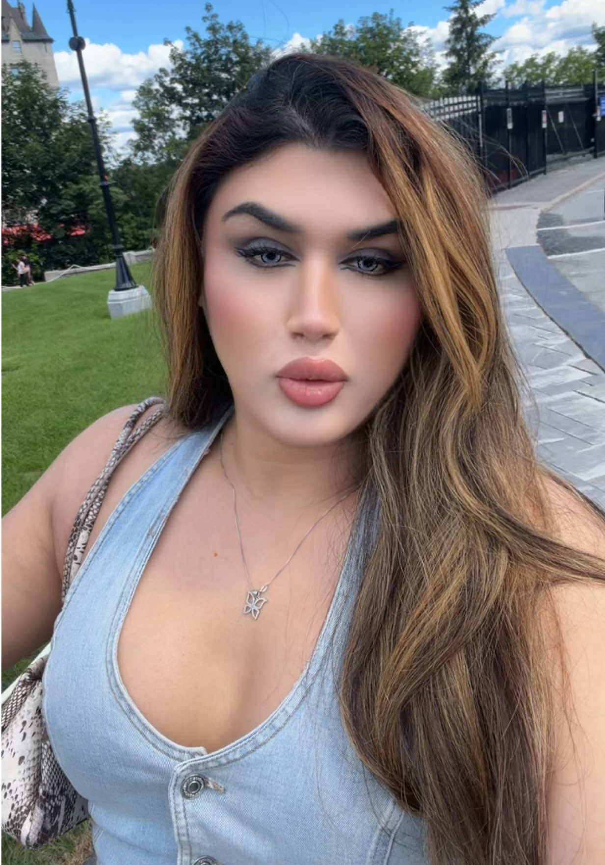 @Haniya🇨🇦