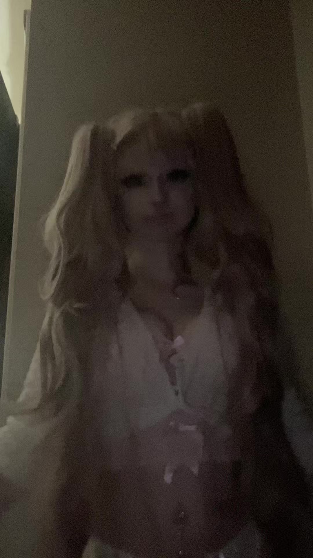 @<3