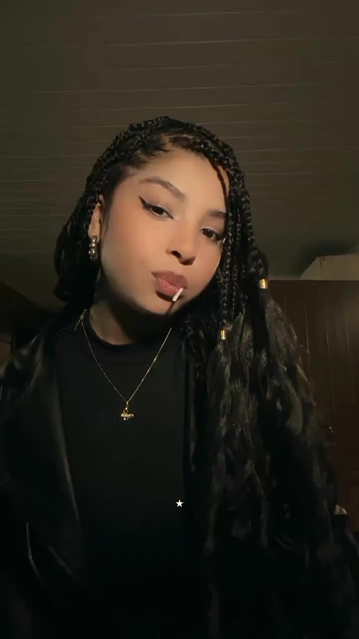 @🖤