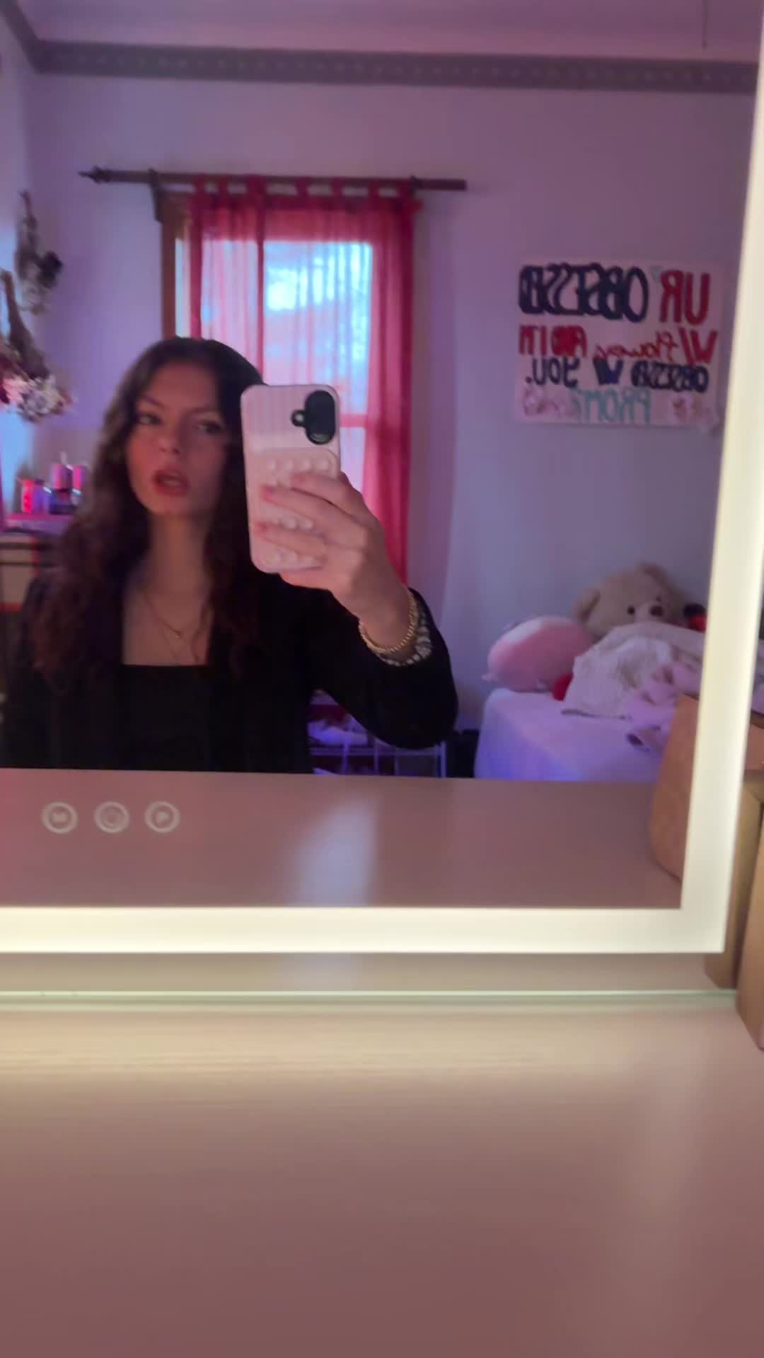 @smelia