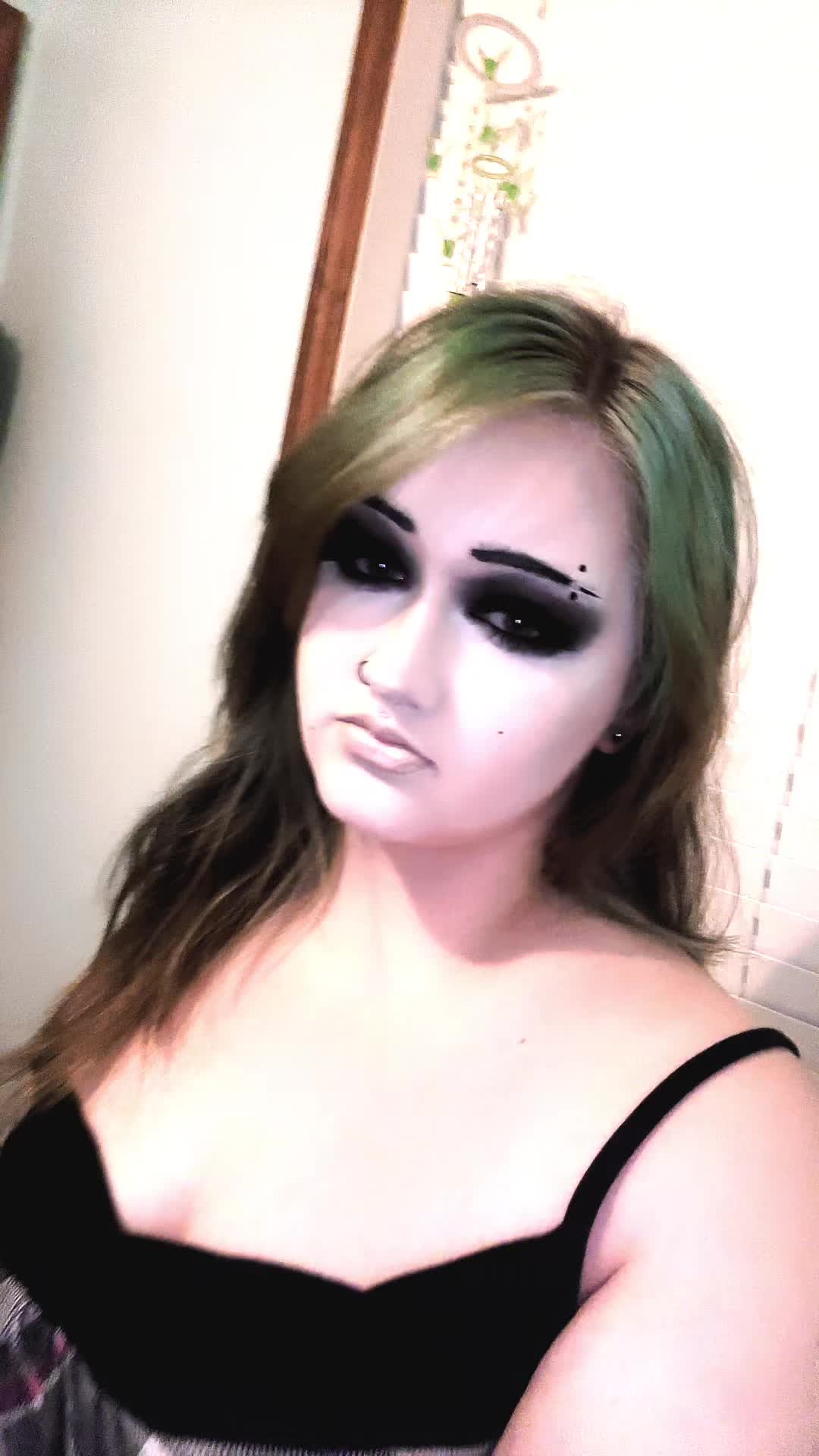 @Ryleigh♡&acute;･ᴗ･`♡
