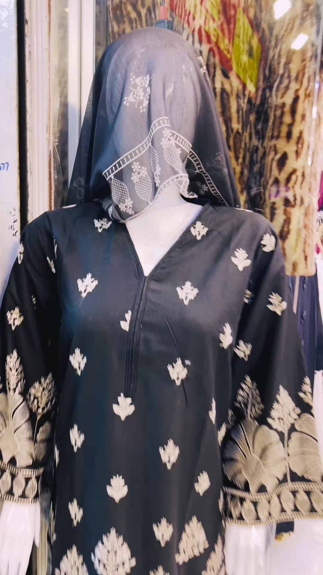 @Ladies Suits