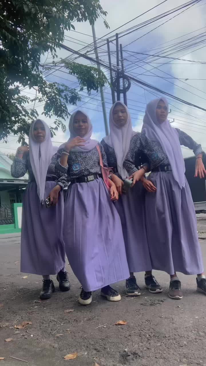 @kelaspojok