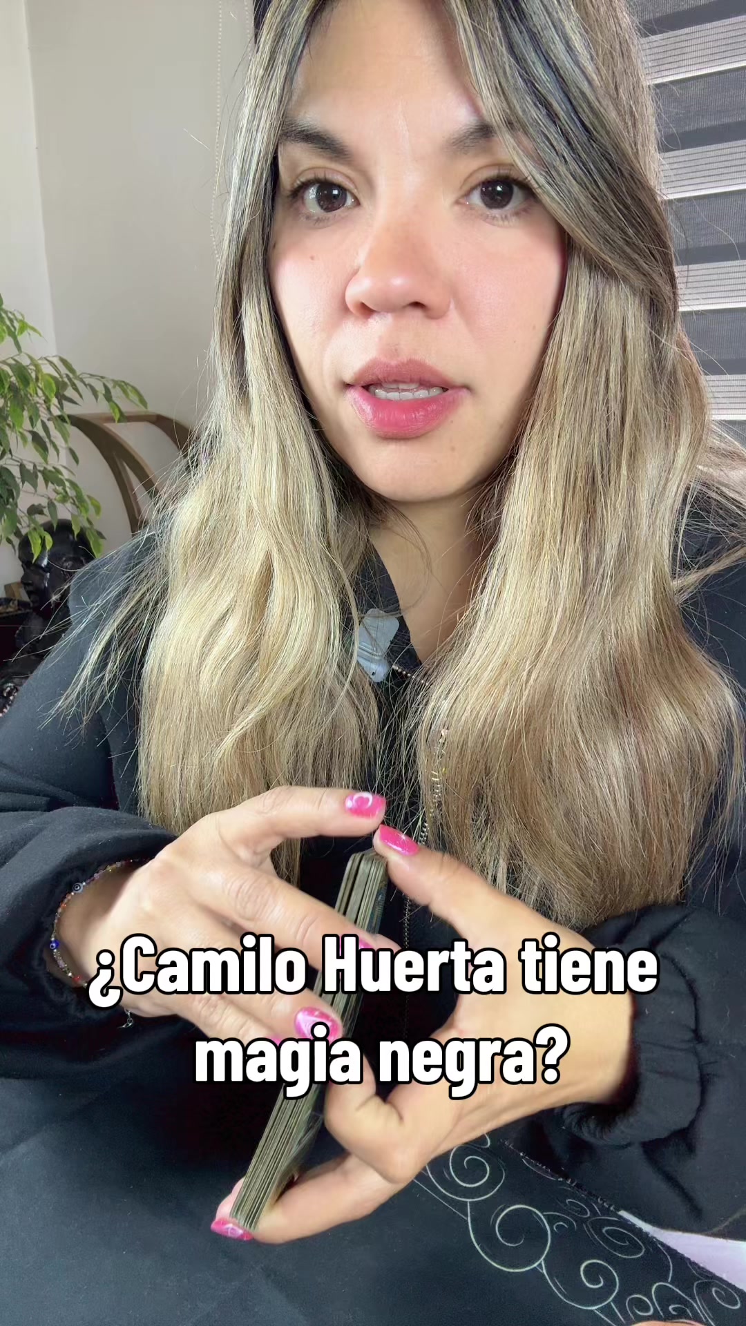 @reinadetarot