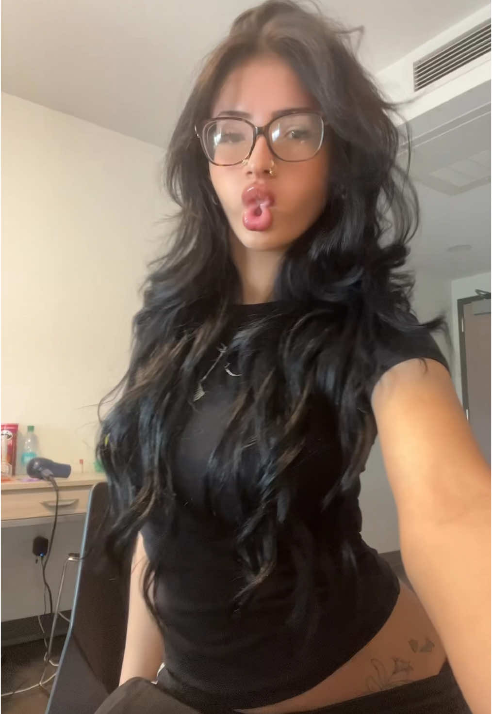 @5hak1r.4