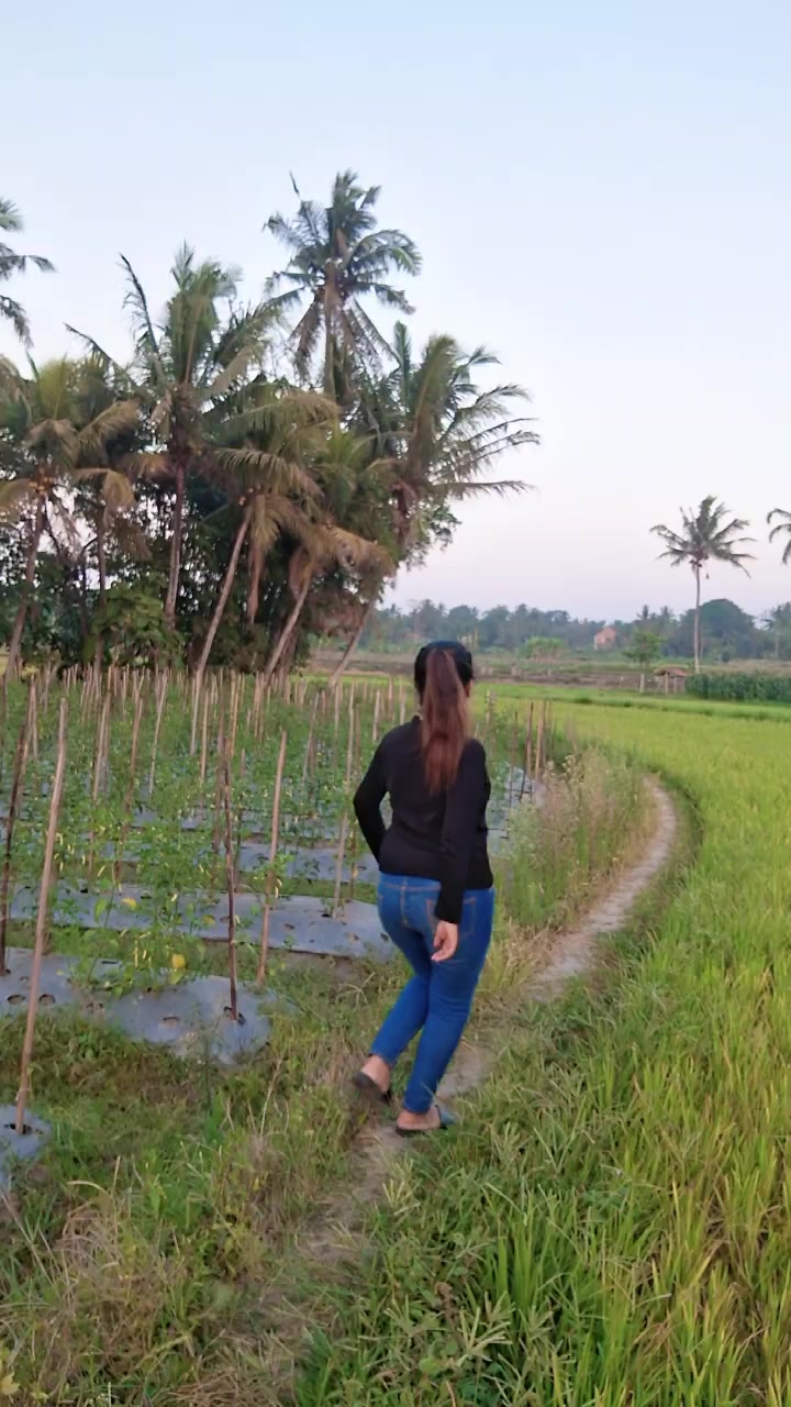 @Miss Dhevy