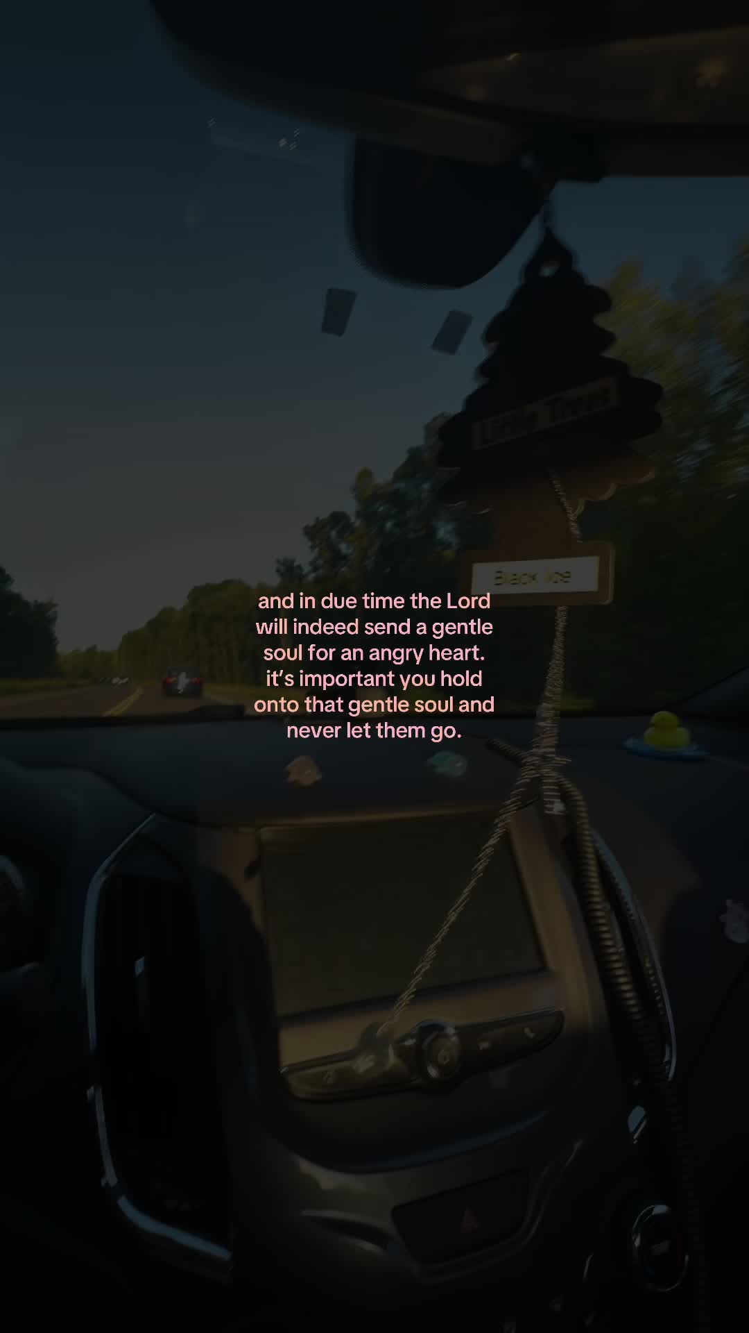 @ᴀɴɴᴀʟɪꜱᴀ